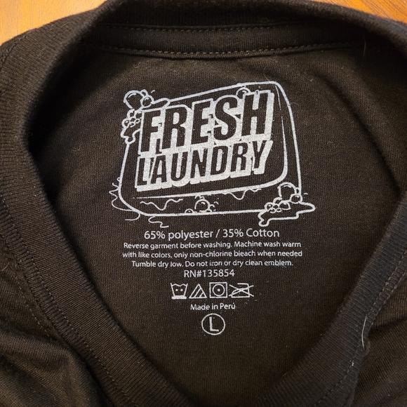 Fresh Laundry Japan Great Wave Kanji Mount Fuji Men's Large Longsleeve Tshirt - Picture 3 of 4